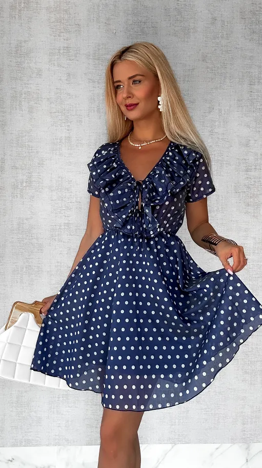 Granatowa sukienka w grochy z pięknym dekoltem ONE SIZE - P804