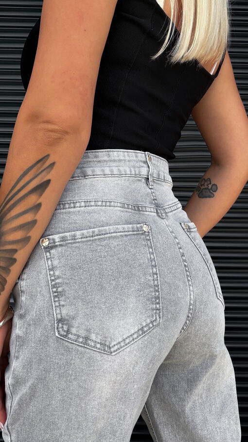 Elastyczne spodnie jeansowe w jasno szarym kolorze GREY JEANS - S043A