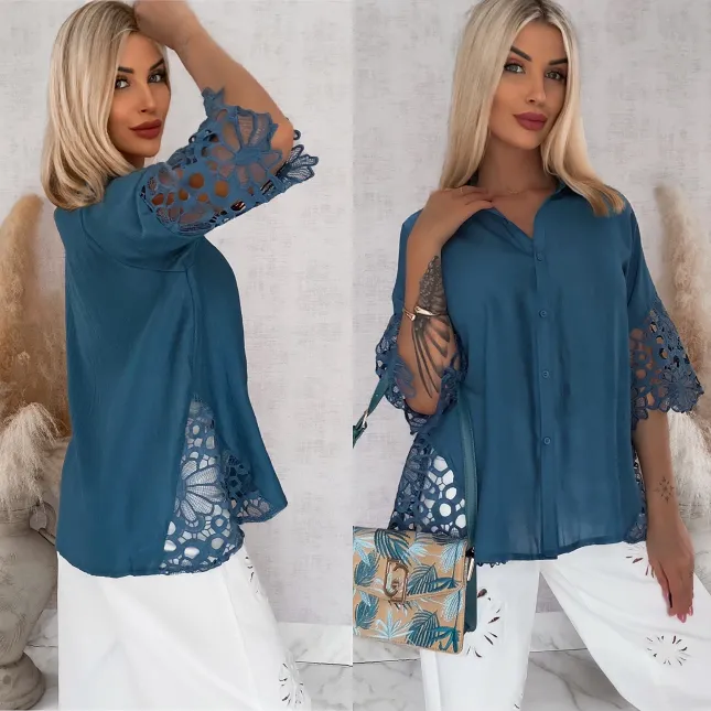 Idealna wiosenna koszula zdobiona koronką ONE SIZE navy - R885