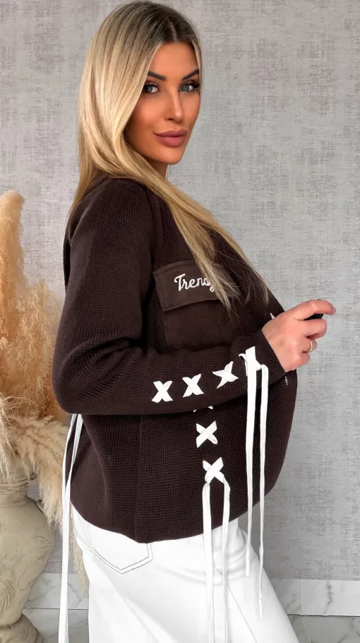 Bawełniany sweter w stylu katany zapinany na guziki ONE SIZE czekolada - R623B