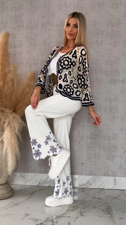 Ażurowy szydełkowy sweter zapinany na guziki ONE SIZE - R658