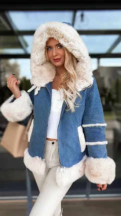 Ocieplana kurtka jeansowa z jasnym futerkiem BLUE JEANS - R210