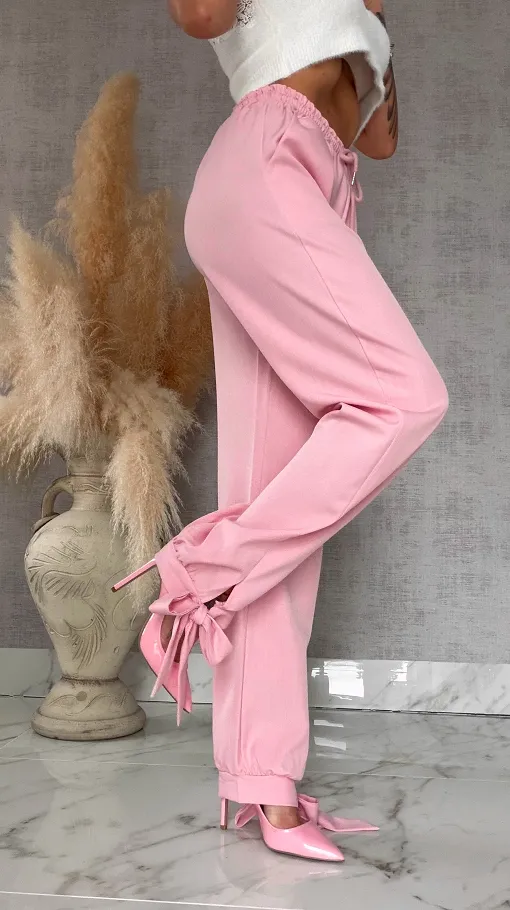 Wiosenne różowe spodnie z gumką w pasie i wiązanymi nogawkami ONE SIZE - R672