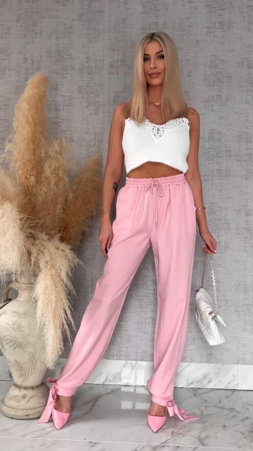 Wiosenne różowe spodnie z gumką w pasie i wiązanymi nogawkami ONE SIZE - R672