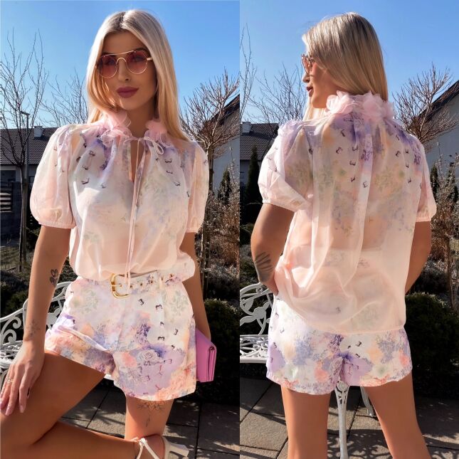 Oryginalny fioletowy komplet w kwiaty bluzka mgiełka + spodenki - R787