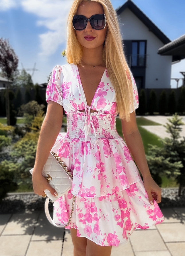Letnia biała sukienka w delikatne różowe kwiaty - L943