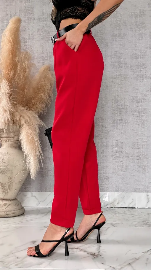 Eleganckie wiosenne spodnie z gumką w pasie i paskiem RED one size - R673B