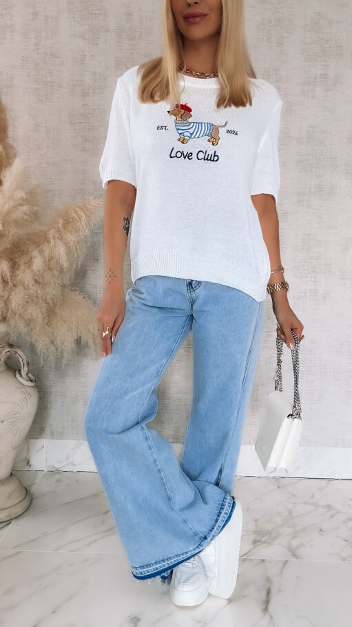 Oryginalny sweter z haftowanym jamnikiem i krótkimi rękawami ONE SIZE biały - R856