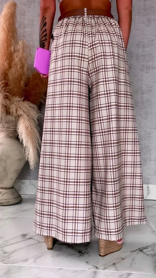 Eleganckie spodnie w kratkę BEIGE z gumką w pasie i paskiem - R548