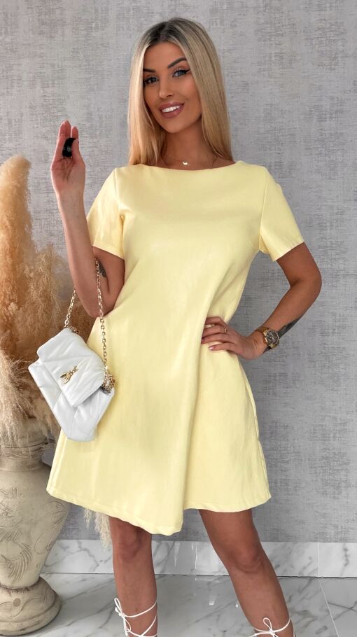 Pastelowa sukienka z eko skóry z wiązaniem ONE SIZE żółta - R544B