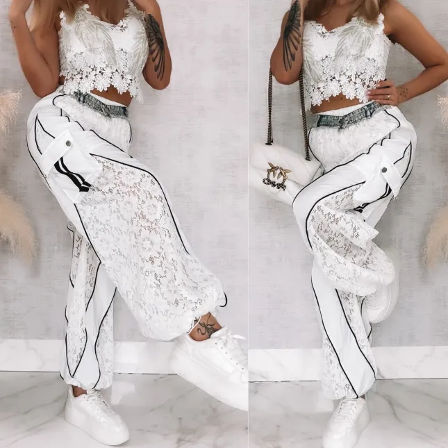 Oryginalne gipiurowe spodnie w stylu bojówki z kieszeniami BIAŁE - R853