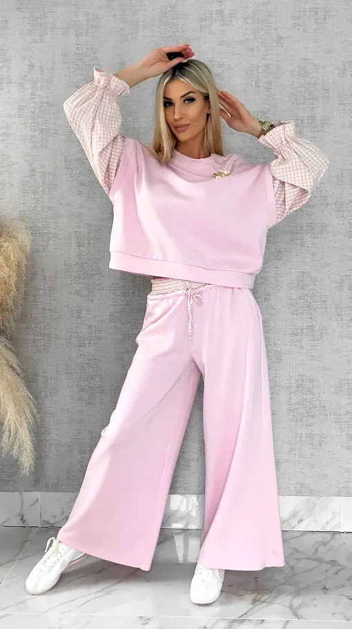 Luźne spodnie dresowe z ozdobnym pasem PINK - R564