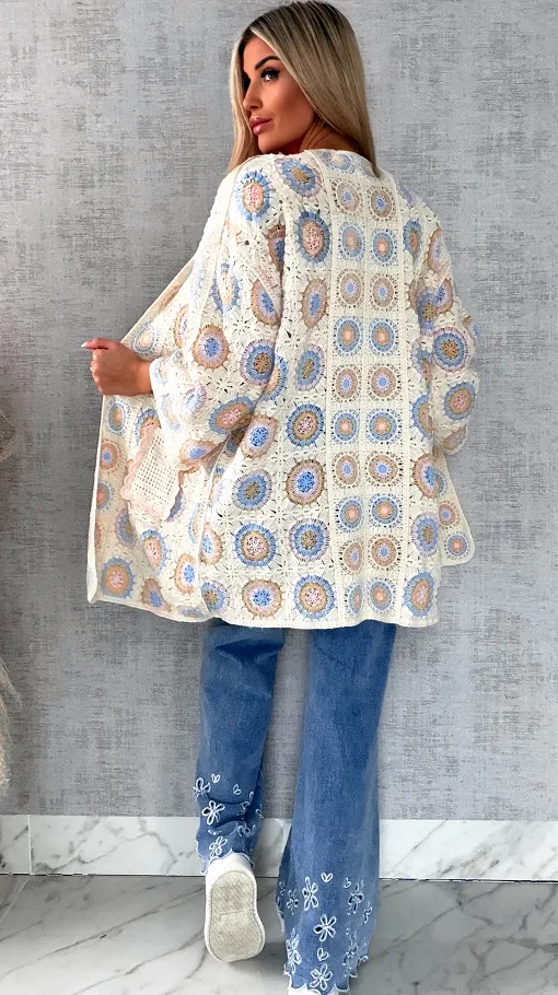 Wiosenna szydełkowa narzutka z kieszeniami ONE SIZE multi kolor - R644A