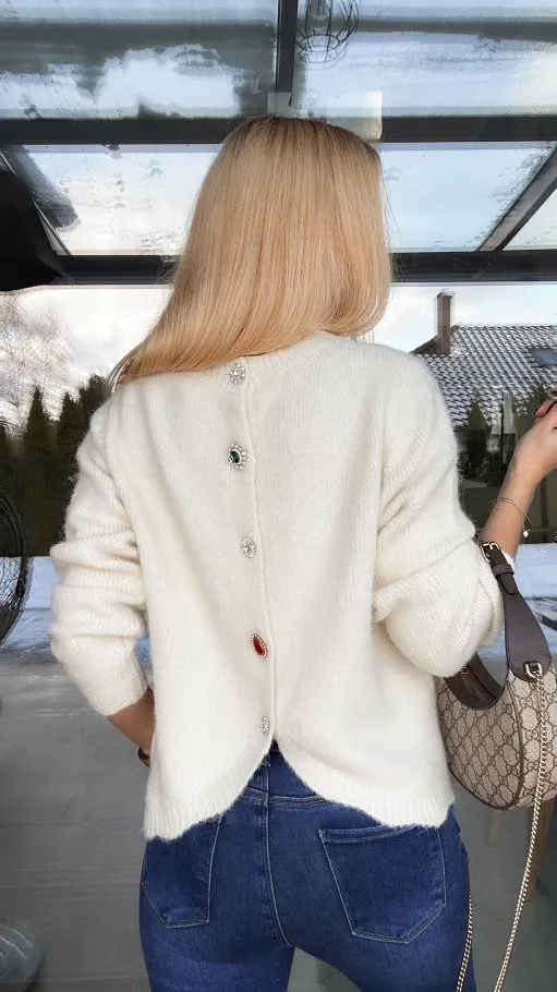 Sweter ECRU zapinany na piękne ozdobne guziki ONE SIZE - R095B