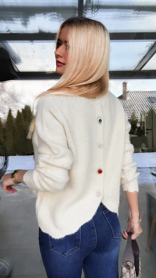 Sweter ECRU zapinany na piękne ozdobne guziki ONE SIZE - R095B