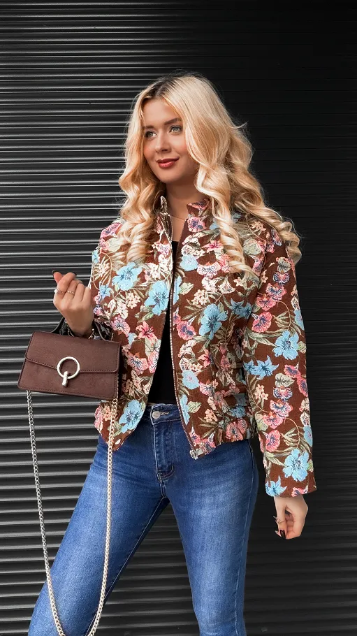 Brązowa bawełniana kurtka haftowana w kolorowe kwiaty ONE SIZE - R251