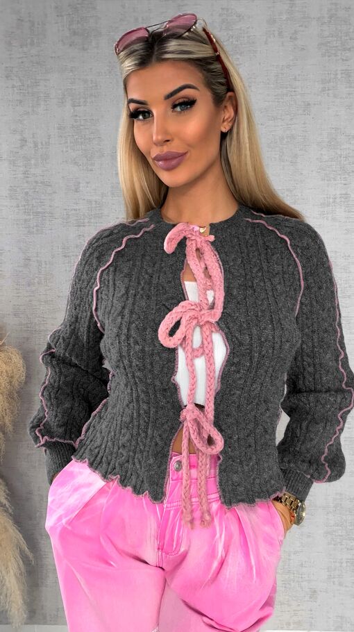 Wiosenny wiązany sweter warkocz SZARY z różowymi dodatkami ONE SIZE - R598A