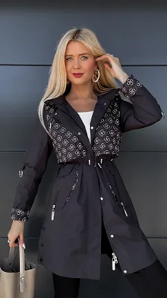 Oryginalna kurtka PARKA zdobiona modnym wzorem CZARNA - P948