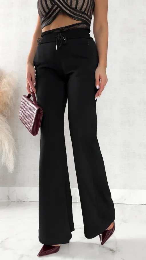 Bawełniane spodnie dresowe z koronkowym pasem CZARNE - R468