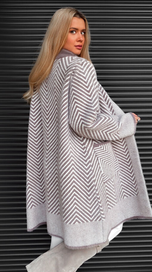 Modny wełniany płaszcz ALPAKA w jodełkę ONE SIZE - S609
