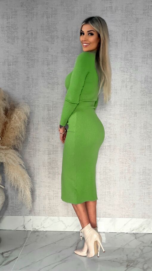 Dzianinowa sukienka z guzikami ONE SIZE matcha latte - R430