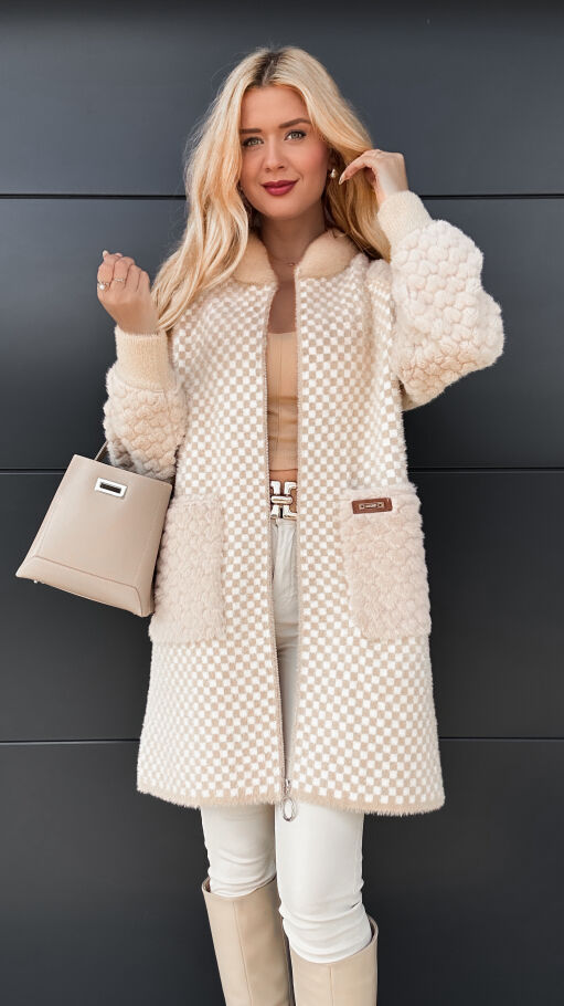 Ekskluzywny płaszcz ALPAKA w szachownicę BEŻ - R057A