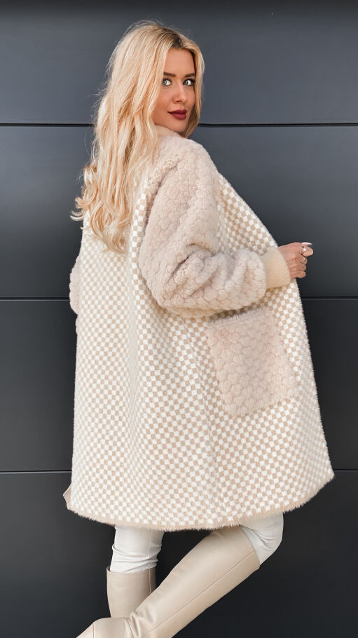 Ekskluzywny płaszcz ALPAKA w szachownicę BEŻ - R057A