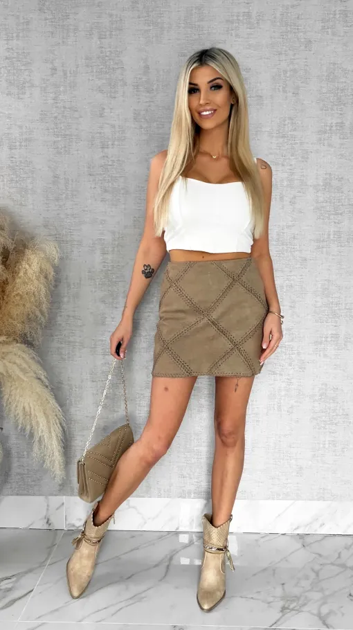 Beżowa zamszowa mini spódniczka na wiosnę - R529