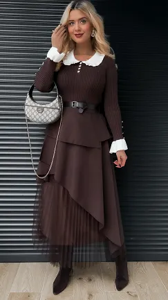 Asymetryczna elegancka spódnica zdobiona tiulem ONE SIZE czekoladowa - R302A