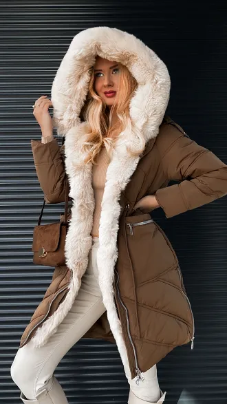 Kurtka na zimę z jasnym futerkiem w kolorze TOFFI - R225