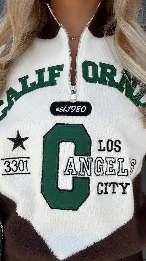 Modny sweter CALIFORNIA z brązową wstawką ONE SIZE - P969A