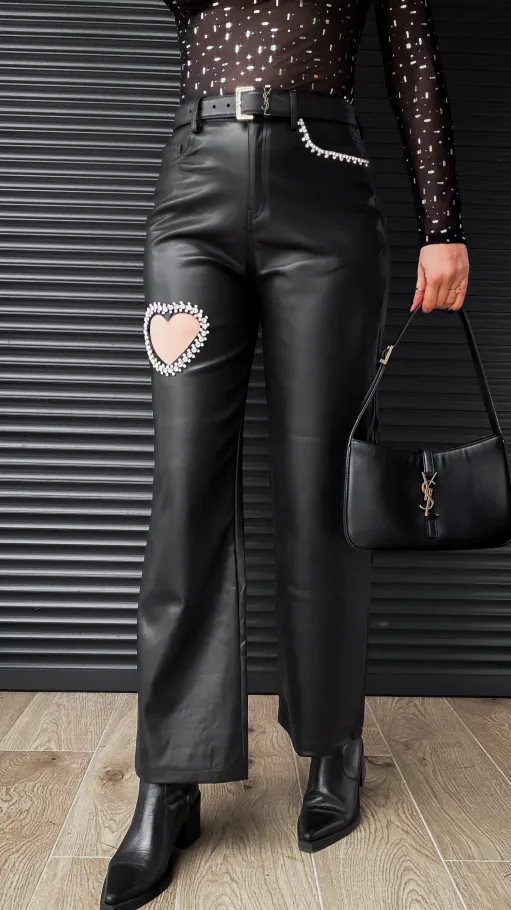 Czarne elastyczne spodnie z eko skóry HEART - R345