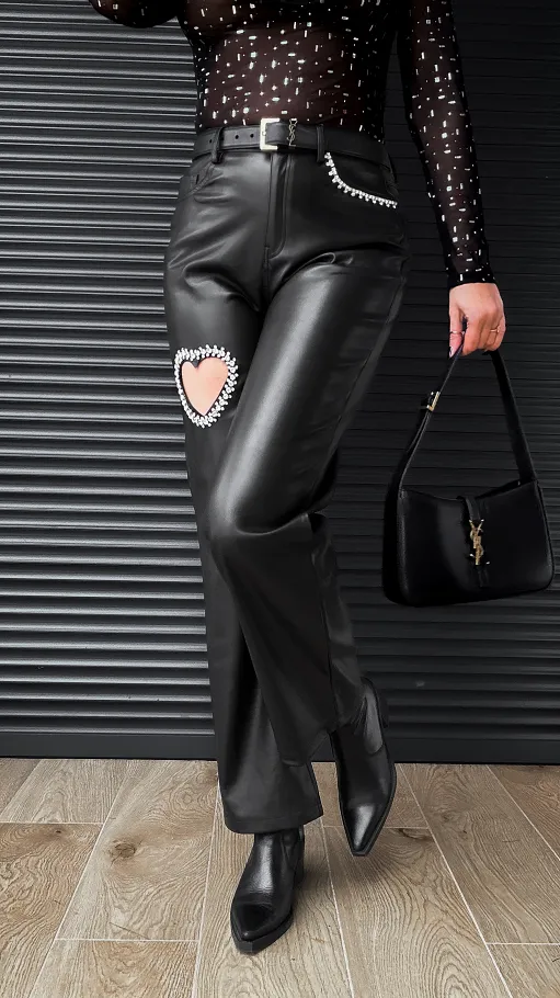 Czarne elastyczne spodnie z eko skóry HEART - R345