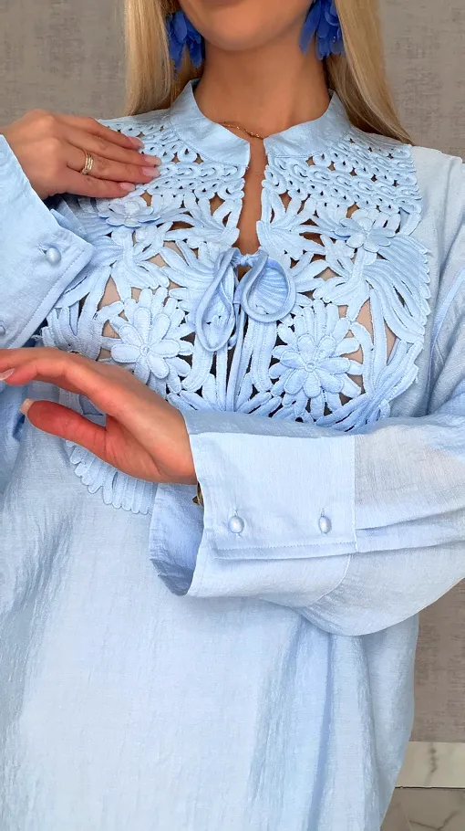 Asymetryczna niebieska bluzka koszulowa w stylu boho ONE SIZE - R686B