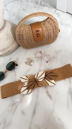 Beżowy elastyczny pasek z pięknym dużym kwiatem w stylu BOHO - P662