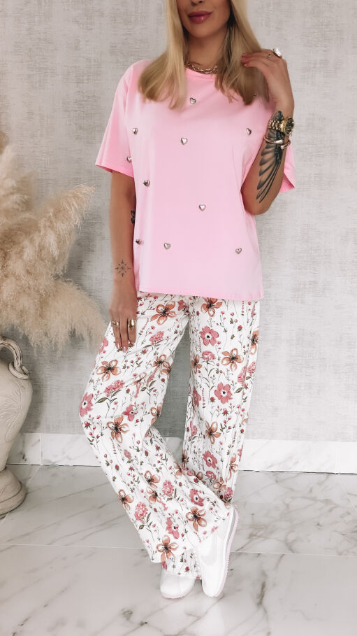 Oryginalna bawełniana bluzka T-SHIRT w metalowe serduszka ONE SIZE pink - R791