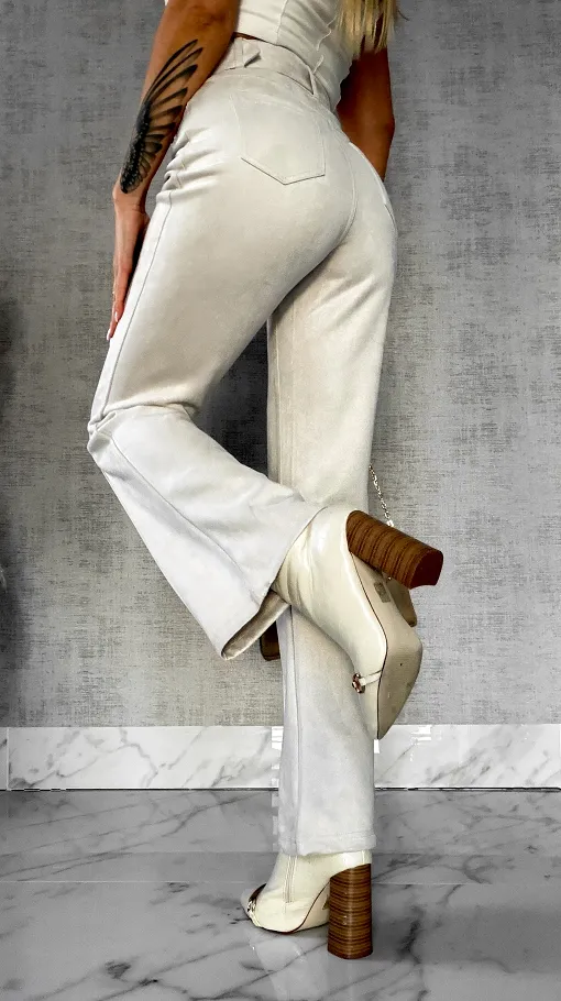 Zamszowe eleganckie spodnie z paskiem jasno BEŻOWE - R570