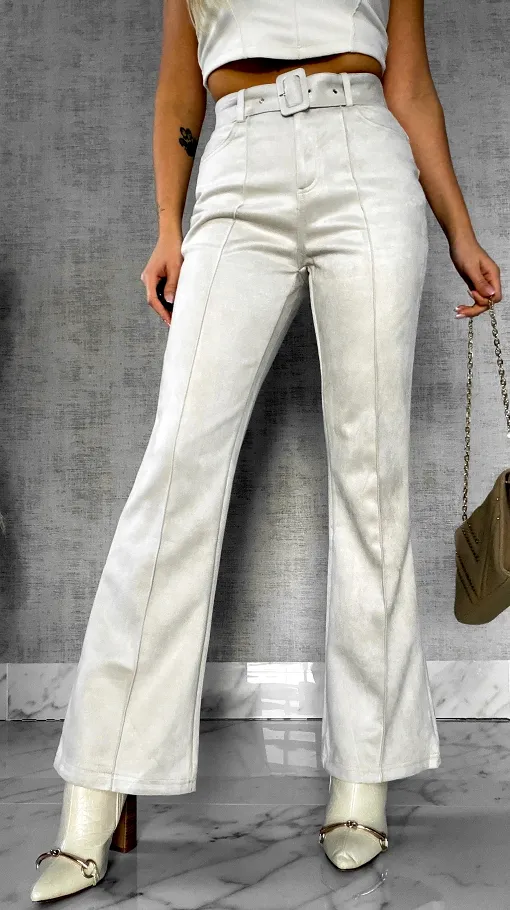 Zamszowe eleganckie spodnie z paskiem jasno BEŻOWE - R570