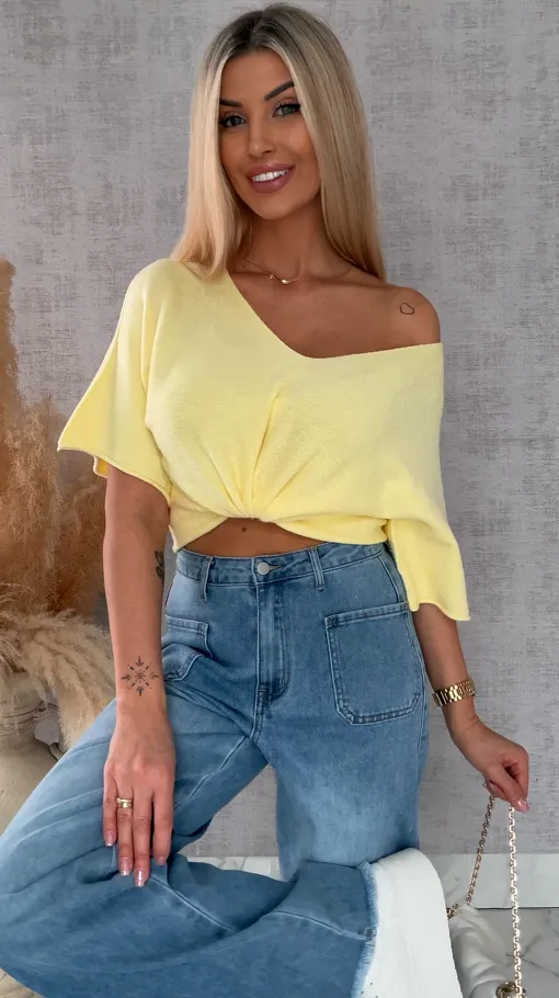 Wiosenny sweter z krótkimi rękawami w serek ŻÓŁTY - R662