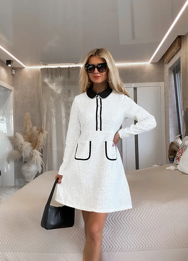 Biała koktajlowa sukienka w stylu OLD MONEY cekiny - M787