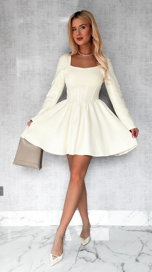 Bawełniana dzianinowa sukienka ECRU - P544