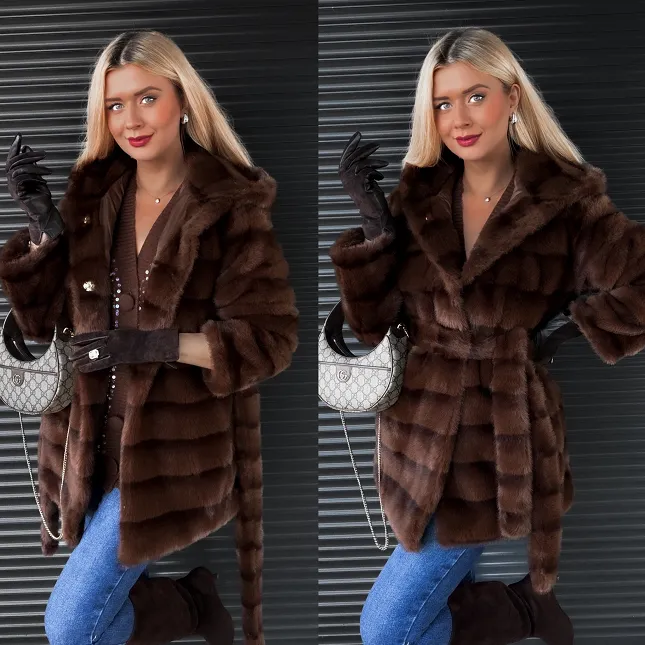 Efektowne czekoladowe futerko w pasy z kapturem ONE SIZE - R320A