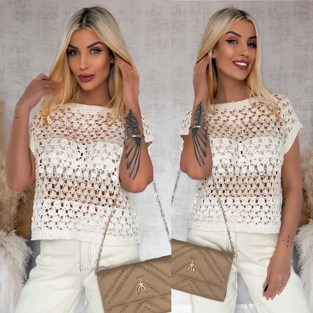 Elegancki ażurowy bezrękawnik w szydełkowym stylu ONE SIZE ecru - R912