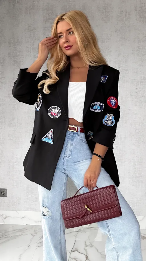 Idealna czarna marynarka z naszywkami OVERSIZE - P273A