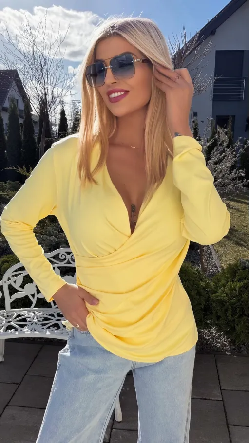 Elegancka żółta bluzka z kopertowym dekoltem ONE SIZE - R533A