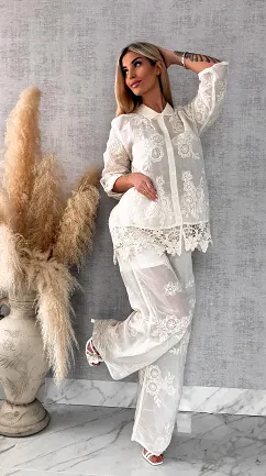 Piękny wiosenny BOHO komplet z bawełny koszula + spodnie ONE SIZE ecru - R647A
