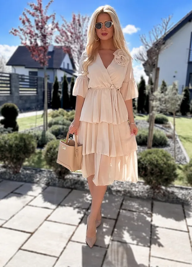 Idealna MAXI sukienka na wesele z różą BEŻOWA - N107A