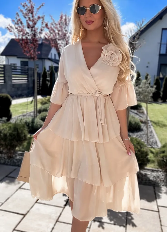 Idealna MAXI sukienka na wesele z różą BEŻOWA - N107A