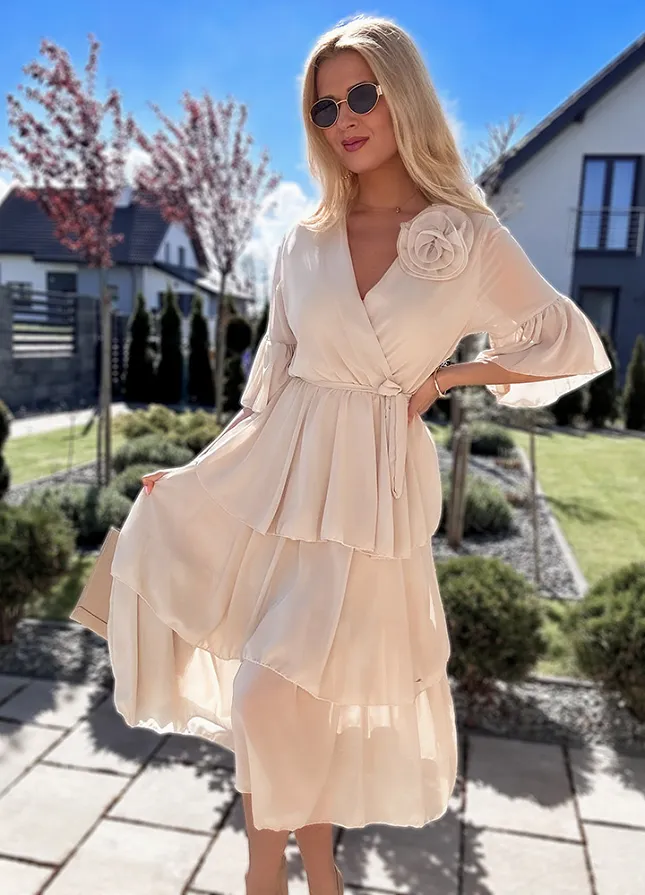 Idealna MAXI sukienka na wesele z różą BEŻOWA - N107A