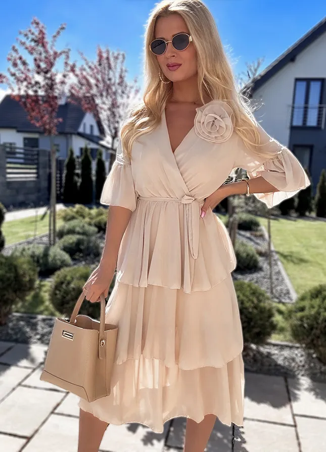 Idealna MAXI sukienka na wesele z różą BEŻOWA - N107A